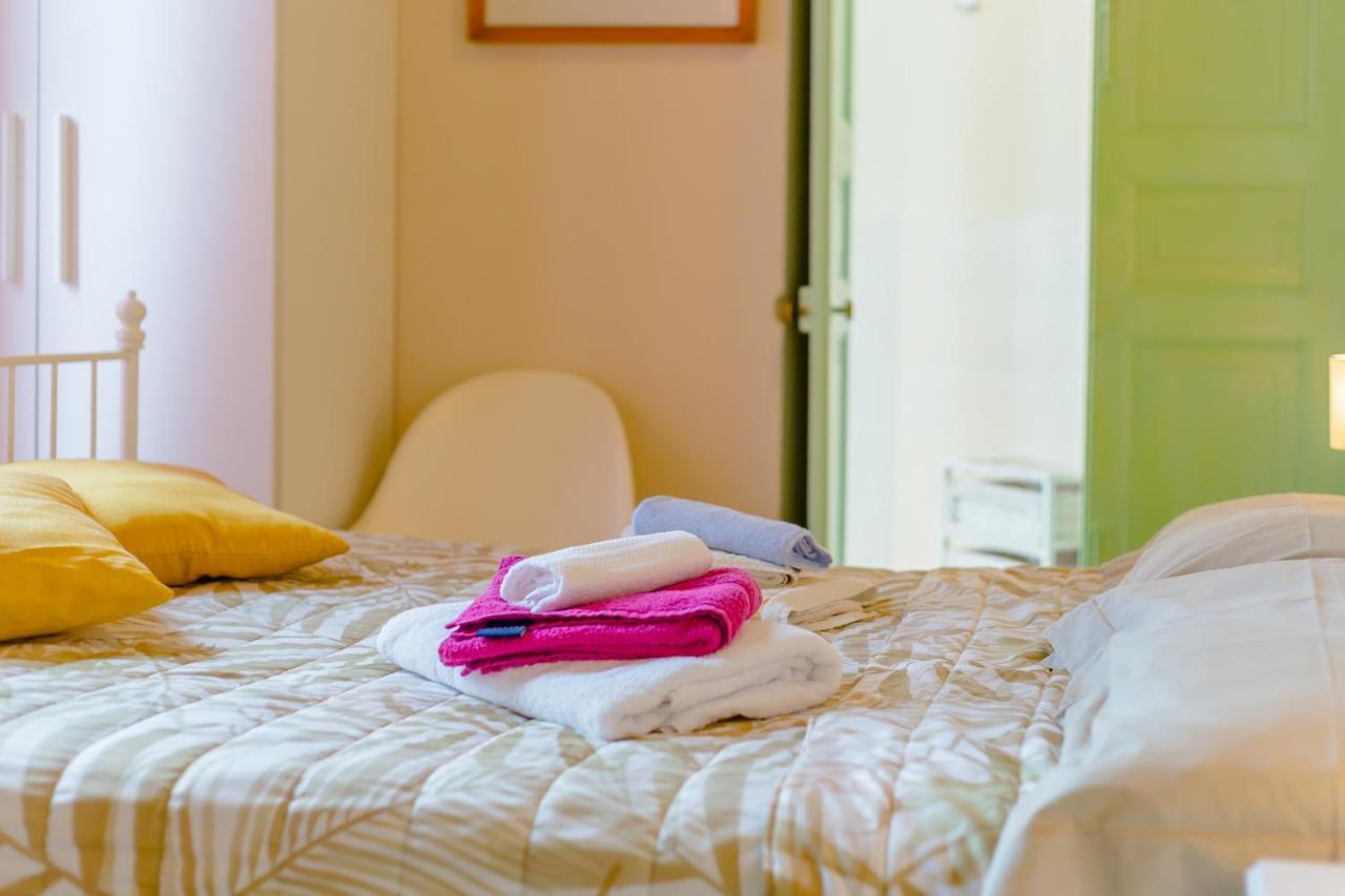 فينالي ليغوري B&B Bernini المظهر الخارجي الصورة